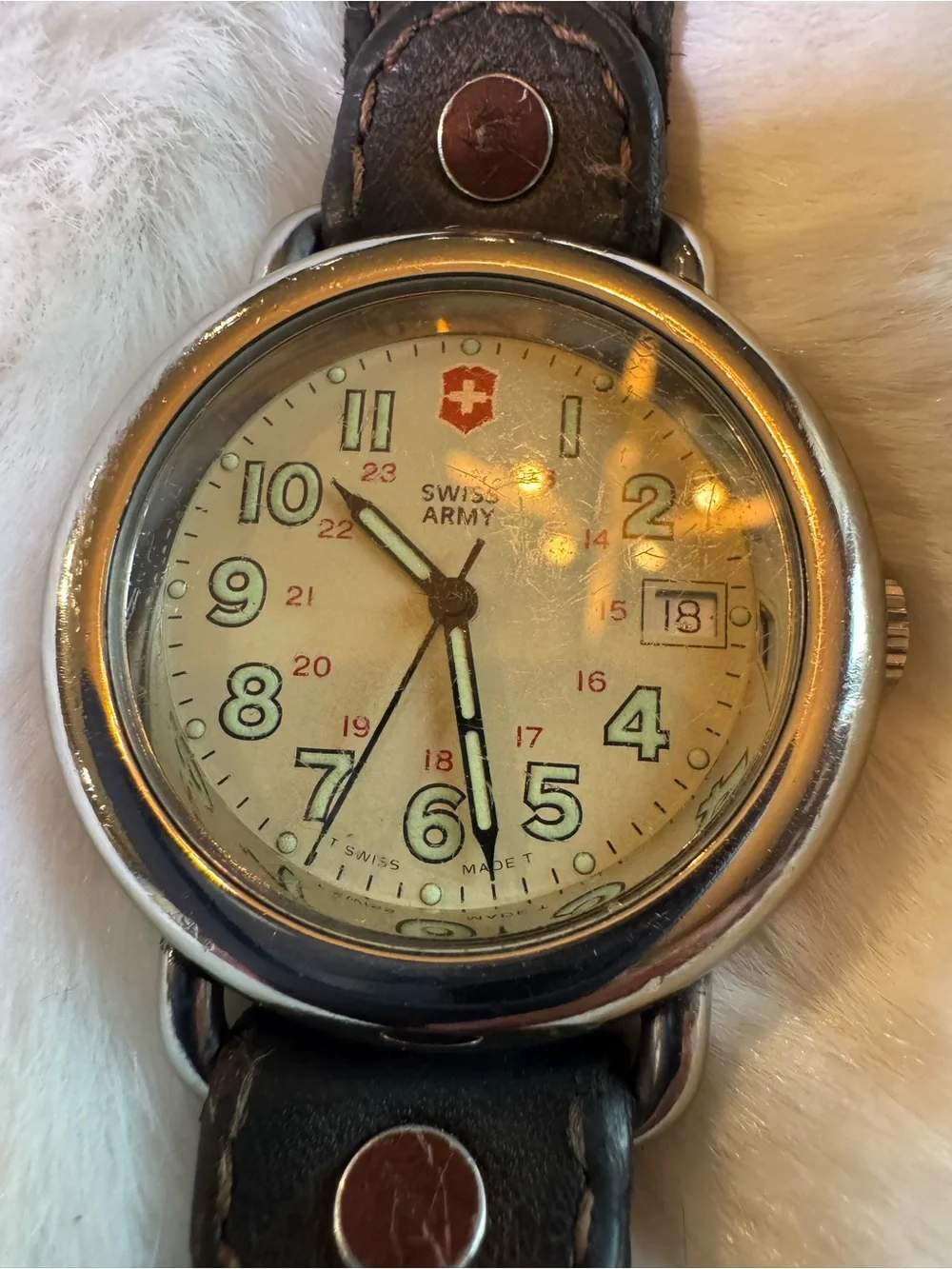 Swiss Army Men’s Beige Dial Leather Strap Watch